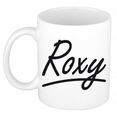 Naam cadeau mok / beker roxy met sierlijke letters 300 ml