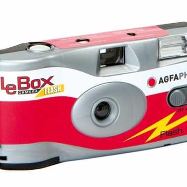 Wegwerp camera met flitser en 27 fotos
