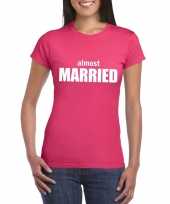 Almost married tekst t shirt roze dames
