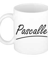 Naam cadeau mok beker pascalle met sierlijke letters 300 ml