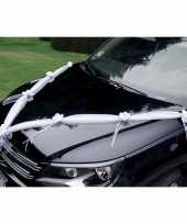 Trouwauto decoratie wit lint met 8 roosjes